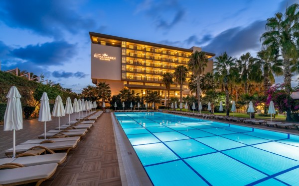 Royal Garden Beach Hotel