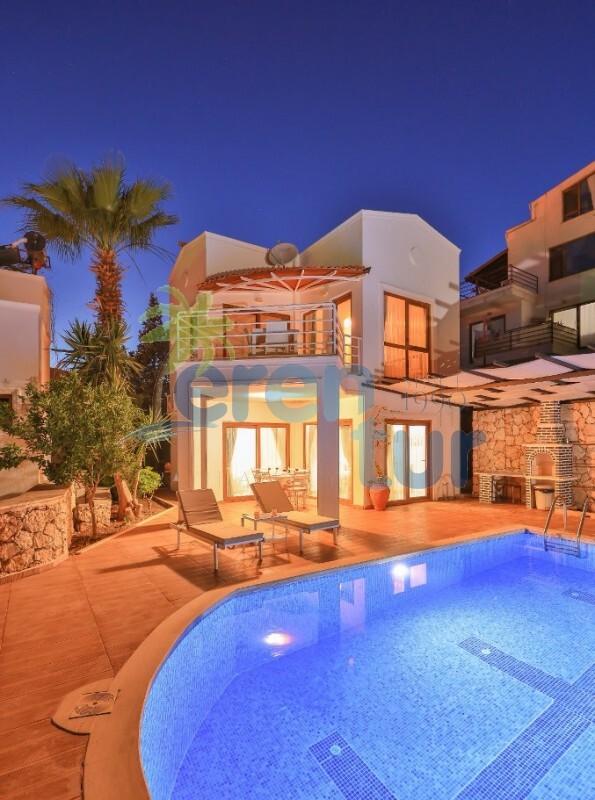 Kalkan Kızıltaş Mevkiinde 4 Kişilik Tatil villası