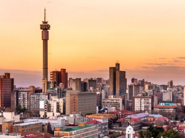 Elegant Güney Afrikada 4 Ülke & Victoria Şelalesi